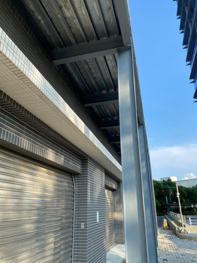 鋼構雨遮